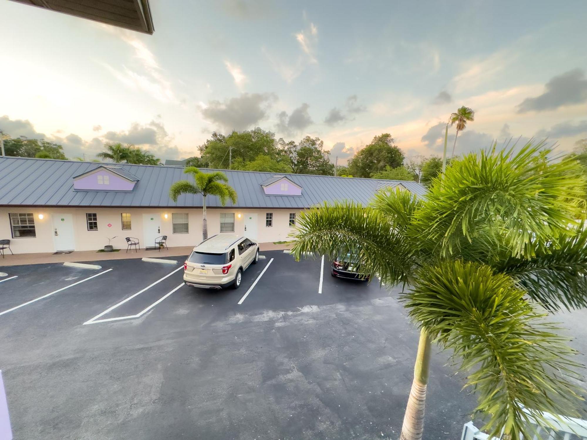 2Q Beds Studio Apt With Shared Pool 01 Clearwater Exterior foto